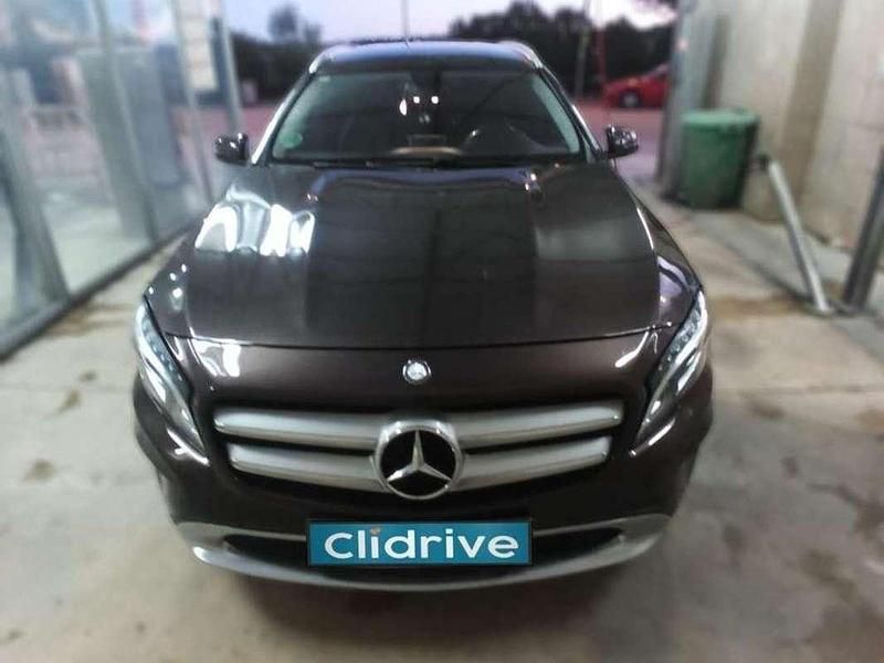 Usado Mercedes GLA200 Urban 136 CV (100 kW) 2014 Burdeos SUV