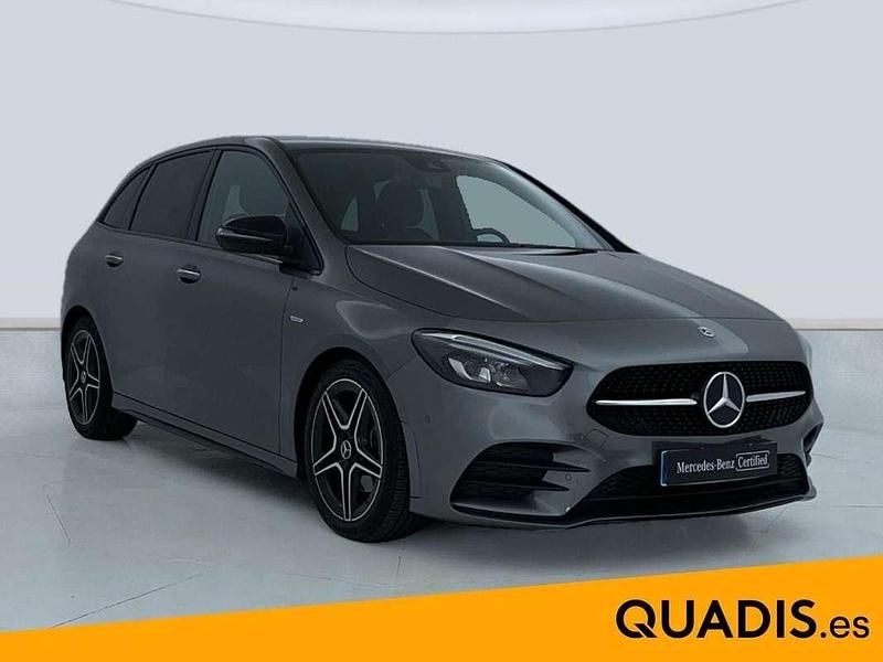 Usado Mercedes B200 150 CV (110 kW) 2022 Gris Monovolumen