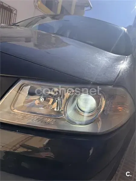Usado Renault Mégane III 105 CV (77 kW) 2008 Negro Berlina