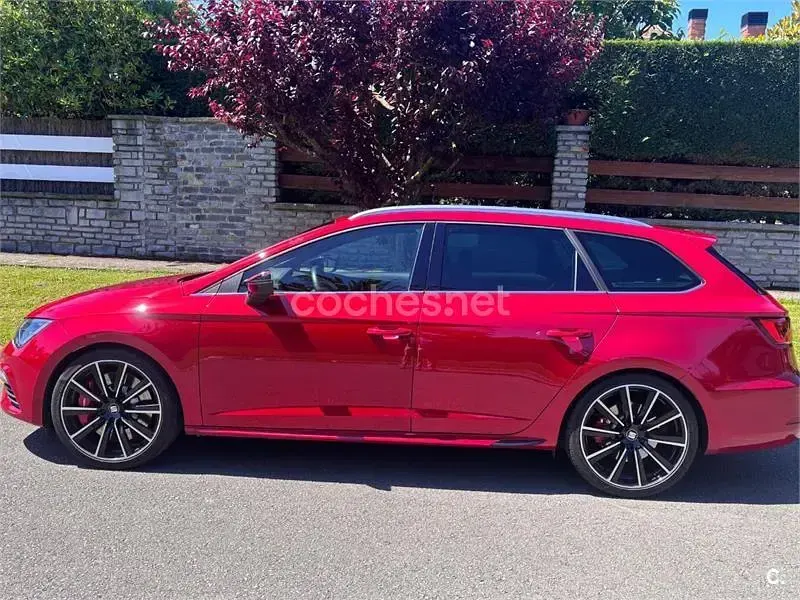 Usado Seat Leon ST CUPRA 300 CV (220 kW) 2017 Rojo Familiar