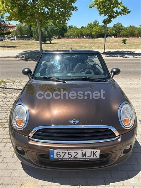 Usado Mini One Cabriolet 90 CV (66 kW) 2010 Marrón Descapotable