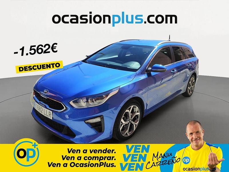 Begagnad Kia Ceed 136 HK (100 kW) 2020 Blå Halvkombi