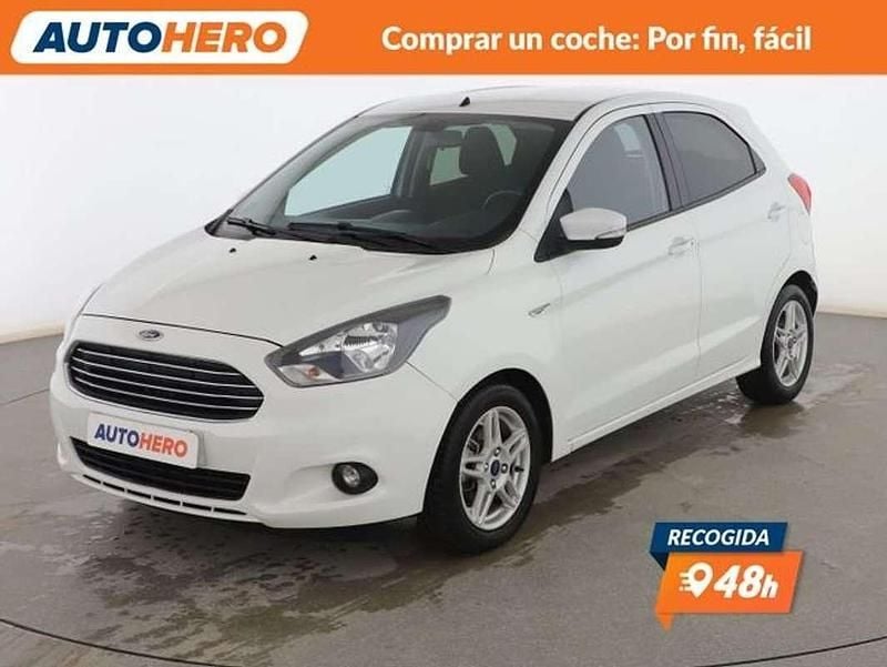 Usado Ford Ka Plus Ultimate 86 CV (63 kW) 2016 Blanco Utilitario