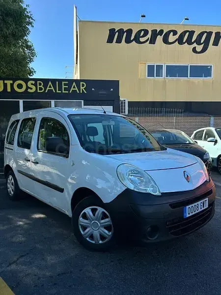 Usado Renault Kangoo 70 CV (51 kW) 2010 Blanco Familiar