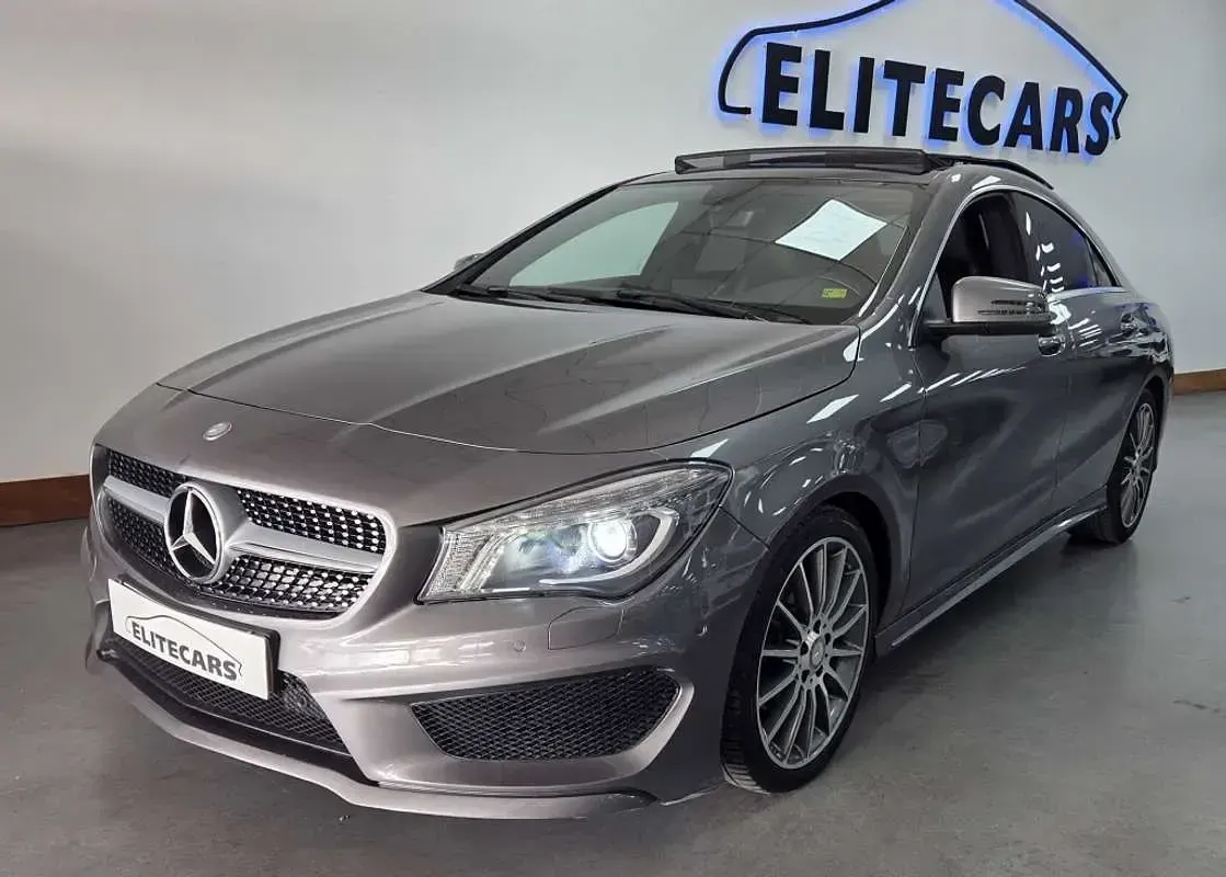 Usado Mercedes CLA200 AMG line 136 CV (100 kW) 2015 Gris Coupe