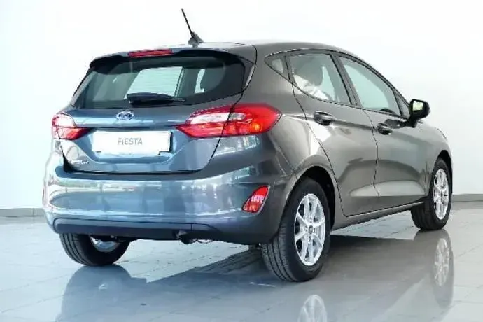 Usado Ford Fiesta Limited 75 CV (55 kW) 2021 Utilitario