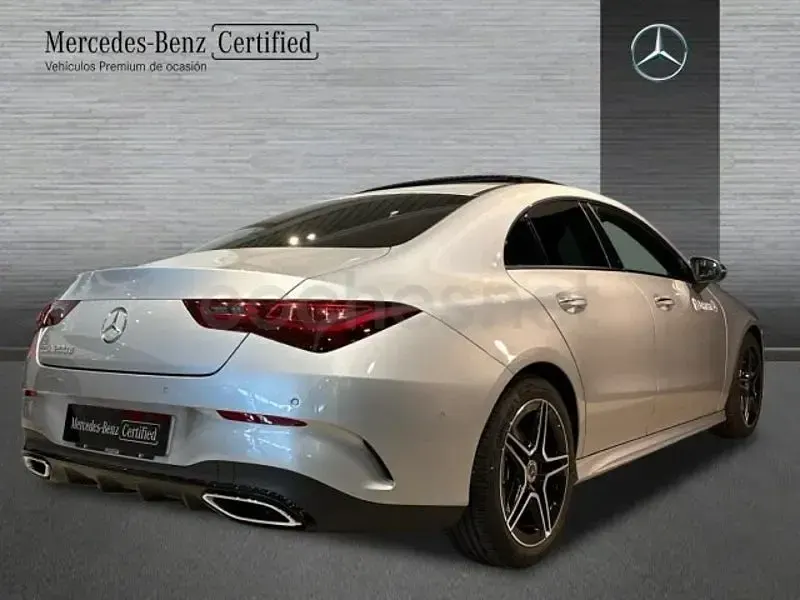 Nuevo Mercedes CLA200 AMG line 150 CV (110 kW) 2025 Plata hightech Berlina