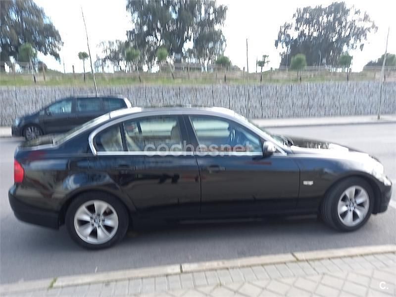 Usado BMW 318 129 CV (94 kW) 2007 Negro Berlina