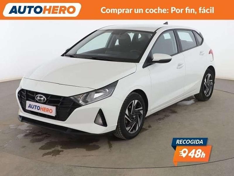 Blanco Usado 2021 Hyundai i20 Utilitario | 13.999 € (Precio justo) - Imagen 1/3