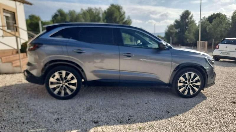 Usado Renault Austral Techno 200 CV (147 kW) 2022 Gris SUV