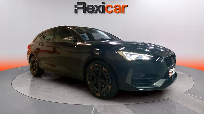 Usado Seat Leon FR 204 CV (150 kW) 2021 Gris Utilitario