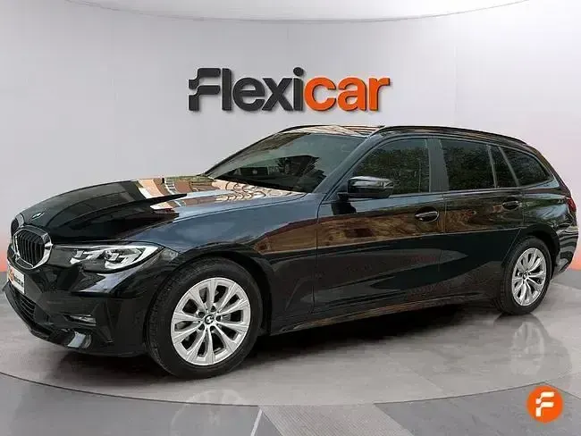 Usado BMW 320e 190 CV (139 kW) 2021 Negro Familiar