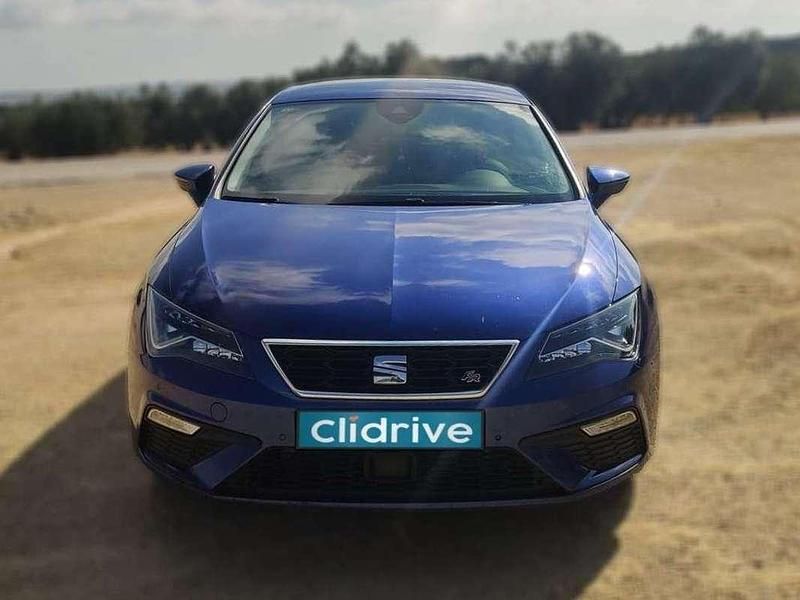 Usado Seat Leon Sport 125 CV (91 kW) 2018 Azul Utilitario