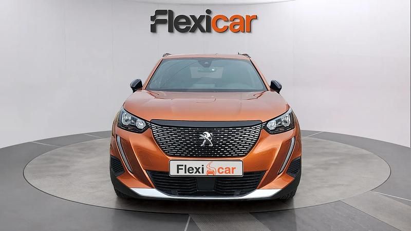 Usado Peugeot 2008 Allure 101 CV (74 kW) 2023 Naranja SUV