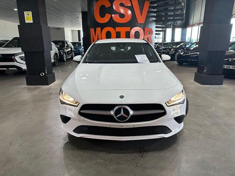 Usado Mercedes CLA180 Shooting Brake 137 CV (100 kW) 2020 Blanco Familiar