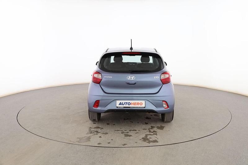 Usado Hyundai i10 67 CV (49 kW) 2023 Azul Utilitario