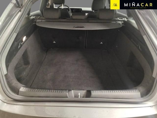 Usado Mercedes CLA180 Shooting Brake 116 CV (85 kW) 2022 Gris Familiar