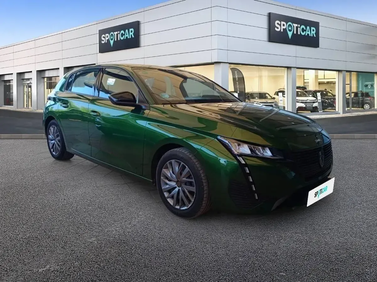 Usado Peugeot 308 Active 110 CV (80 kW) 2022 Verde Berlina