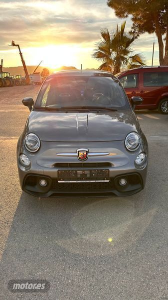 Varios colores Usado 2019 Abarth 595 Pista Utilitario | 21.000 € (Caro) - Imagen 1/4
