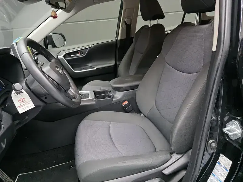 Usado Toyota RAV4 Hybrid Advance 222 CV (163 kW) 2020 Negro SUV