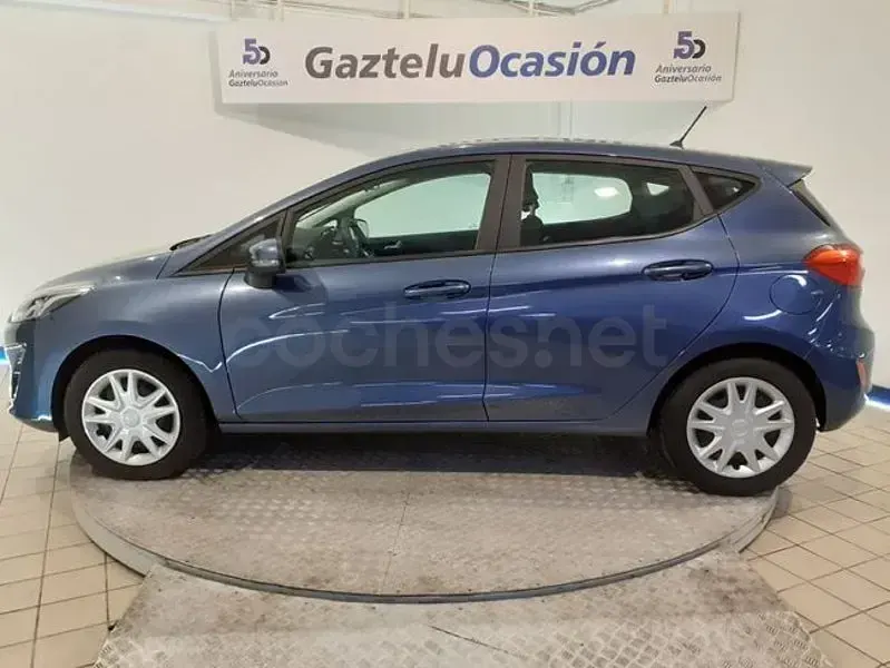 Usado Ford Fiesta Trend 85 CV (62 kW) 2019 Azul Berlina