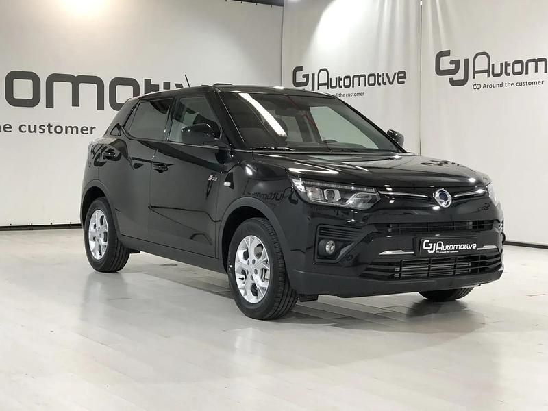 Usado SsangYong Tivoli 163 CV (119 kW) 2023 Negro SUV