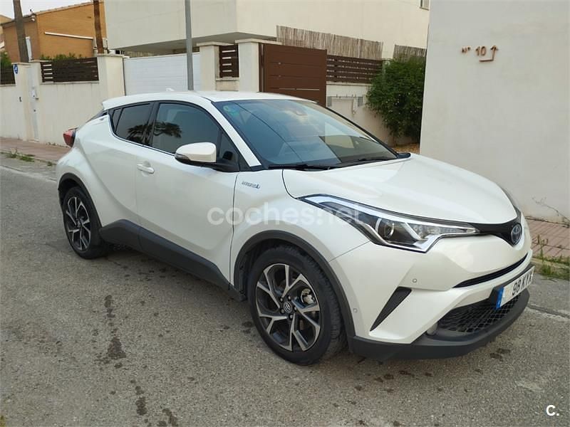 Usado Toyota C-HR Advance 122 CV (89 kW) 2019 Blanco SUV