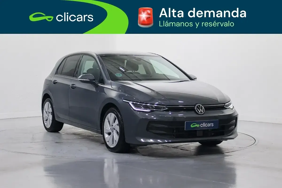 Usado VW Golf VIII 116 CV (85 kW) 2025 Gris