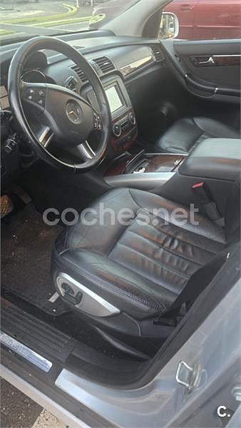 Usado Mercedes R320 224 CV (164 kW) 2007 Gris / plata Monovolumen