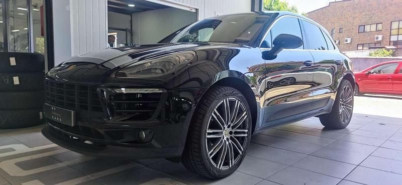 Negro Usado 2016 Porsche Macan S SUV | 39.990 € (Precio justo) - Imagen 1/4