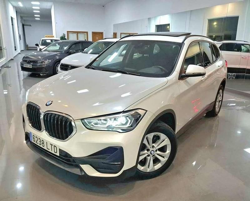 Blanco Usado 2021 BMW X1 SUV | 25.900 € (Precio justo) - Imagen 1/4