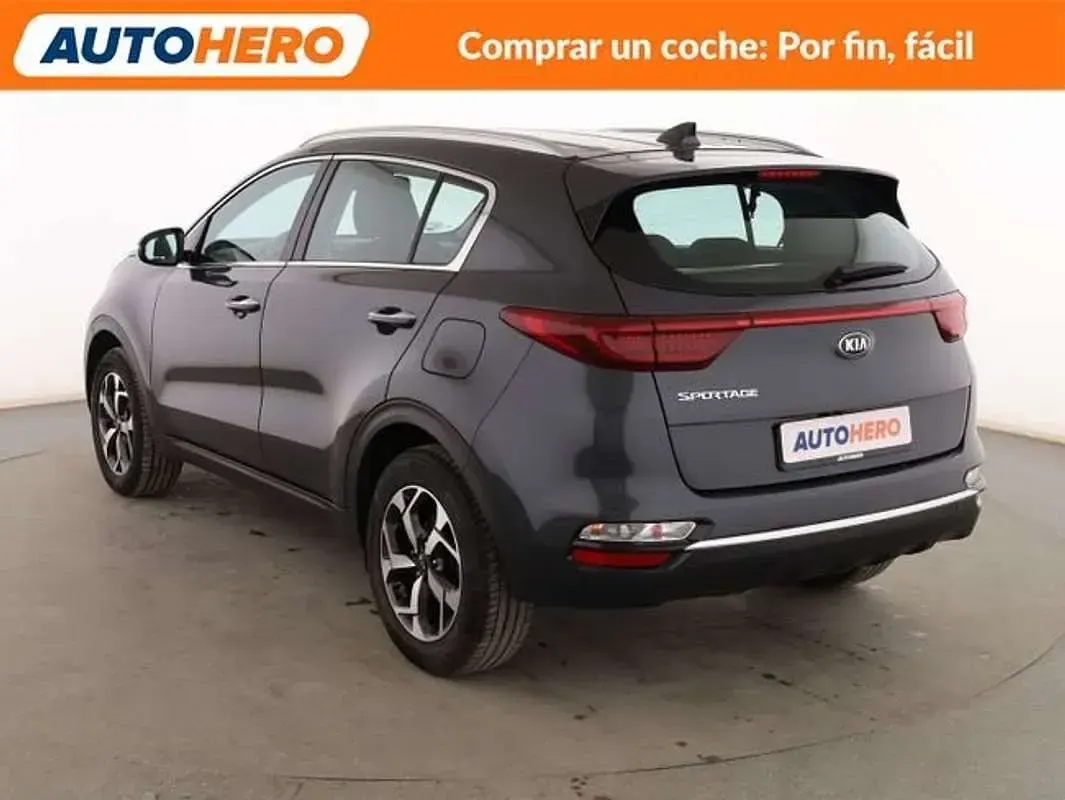 Usado Kia Sportage 132 CV (97 kW) 2019 Gris SUV