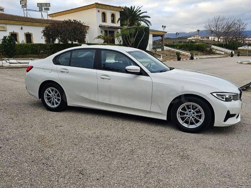 Usado BMW 318 Comfort Edition 150 CV (110 kW) 2022 Blanco Berlina