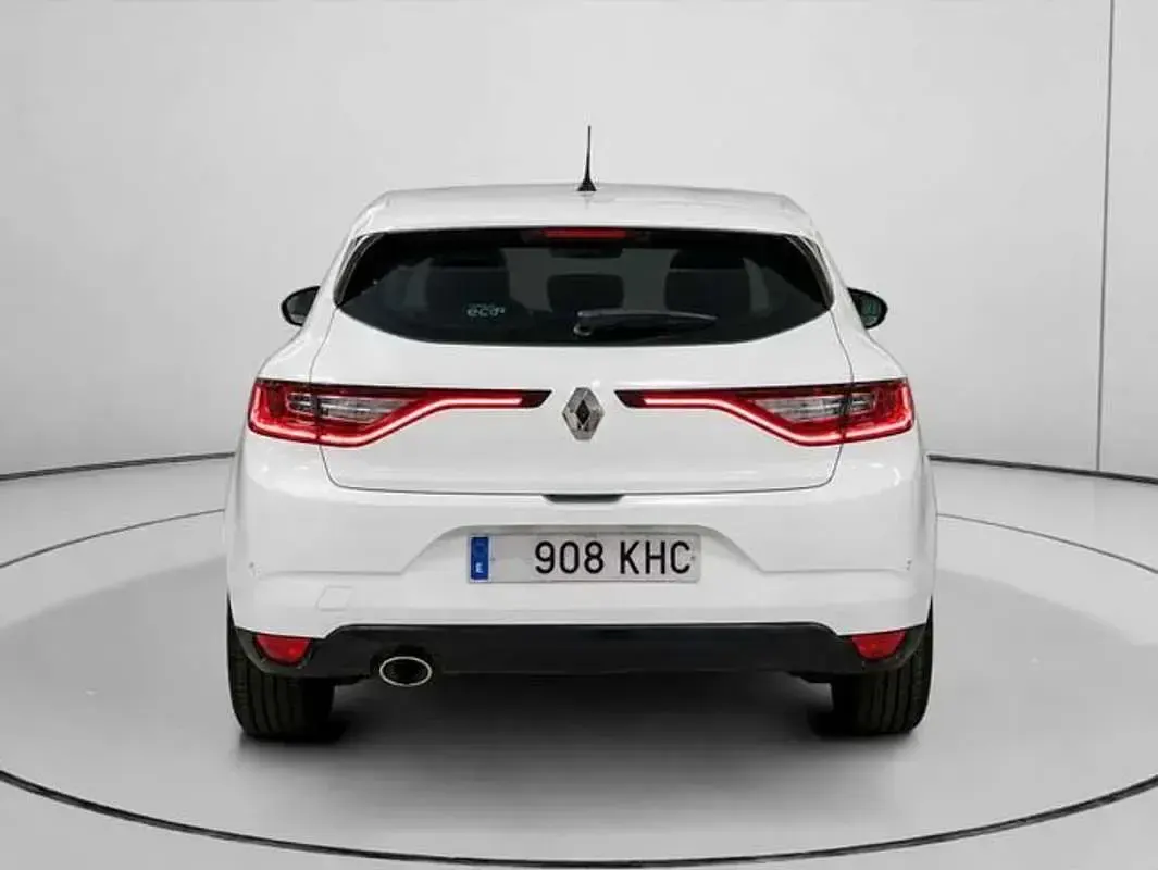 Usado Renault Mégane Zen 110 CV (80 kW) 2018 Blanco Utilitario