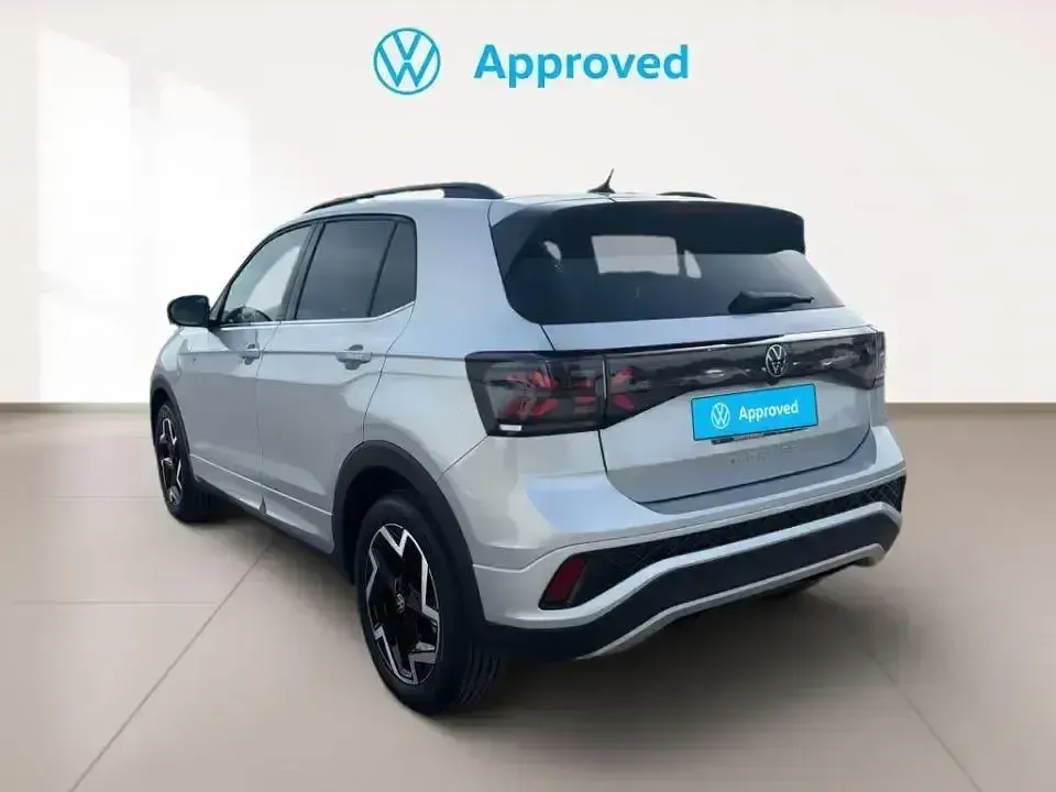 Usado VW T-Cross R-line 116 CV (85 kW) 2025 Gris SUV