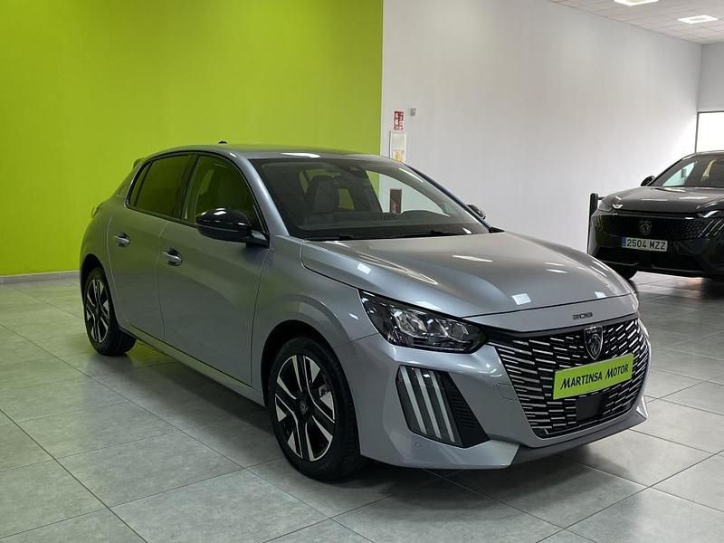 Usado Peugeot 208 Allure 136 CV (100 kW) 2025 Gris Utilitario