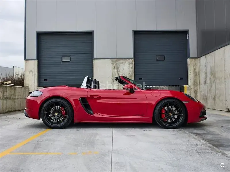 Usado Porsche 718 400 CV (294 kW) 2020 Rojo Descapotable
