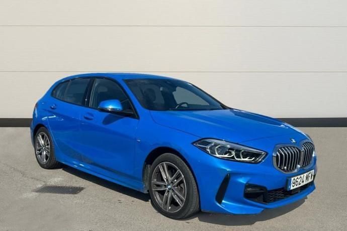Usado BMW 118 Comfort Edition 150 CV (110 kW) 2023 Utilitario