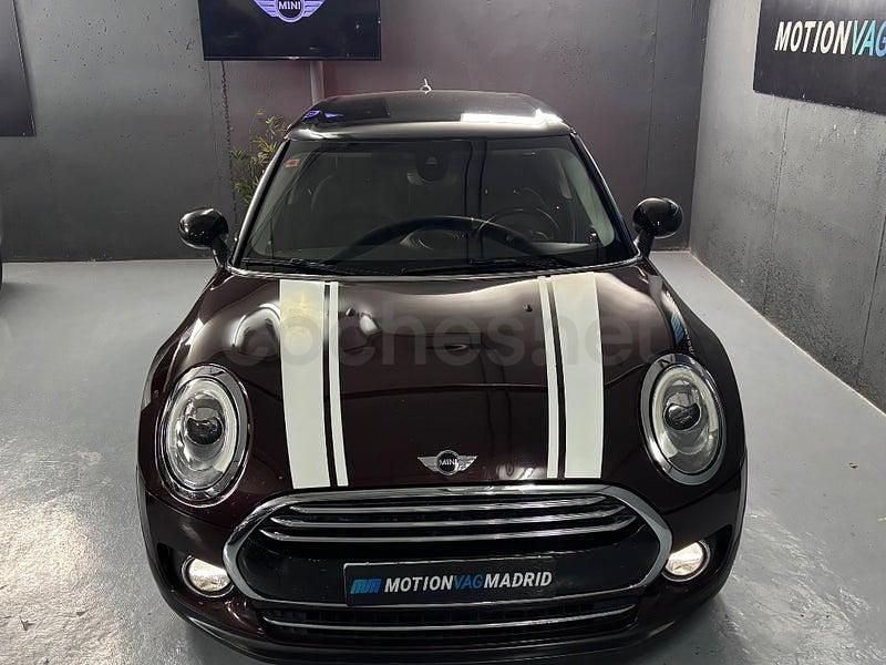 Usado Mini Cooper D Clubman 150 CV (110 kW) 2016 Granate Familiar