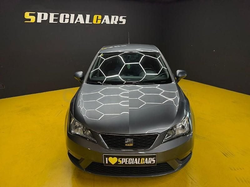Usado Seat Ibiza Style 105 CV (77 kW) 2015 Gris / plata Berlina