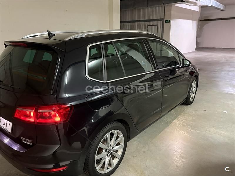 Usado VW Golf Sportsvan Sportline 150 CV (110 kW) 2016 Negro Monovolumen