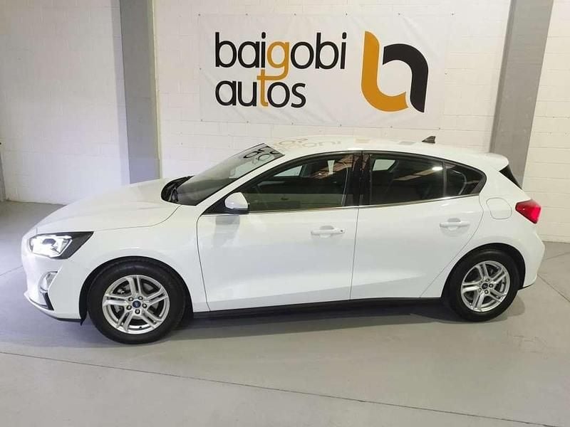 Usado Ford Focus Trend+ 120 CV (88 kW) 2022 Blanco Utilitario