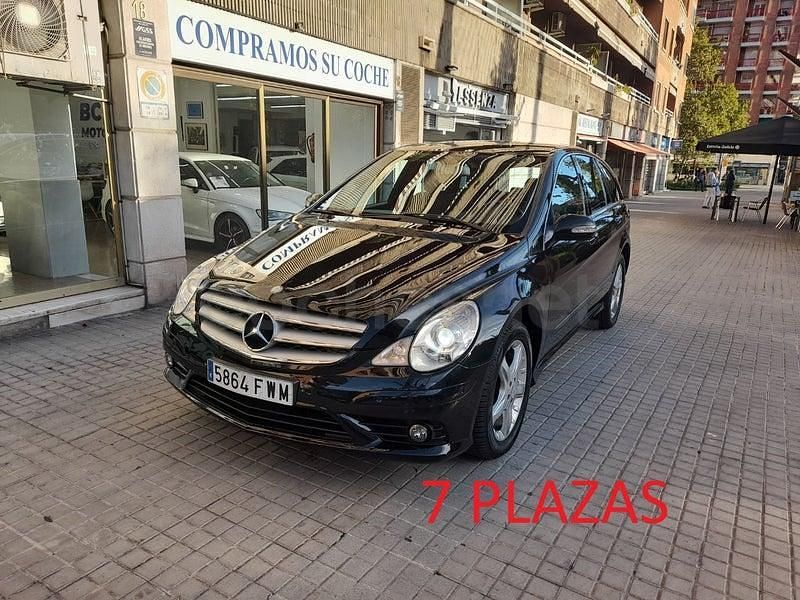 Usado Mercedes R320 224 CV (164 kW) 2007 Negro Monovolumen