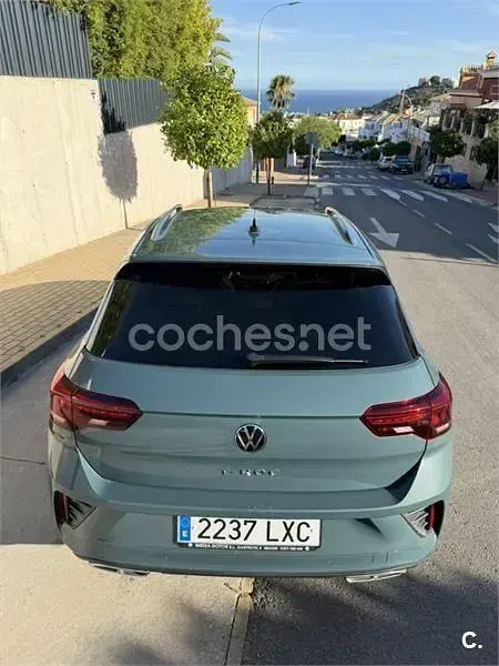 Usado VW T-Roc Advance 150 CV (110 kW) 2022 Gris / plata SUV
