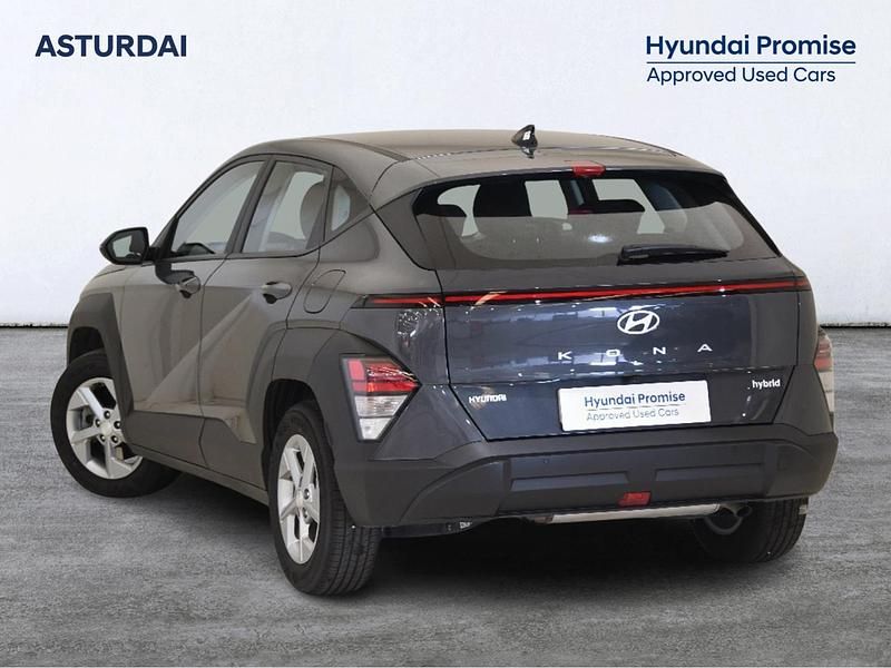 Usado Hyundai Kona 129 CV (94 kW) 2024 Gris SUV