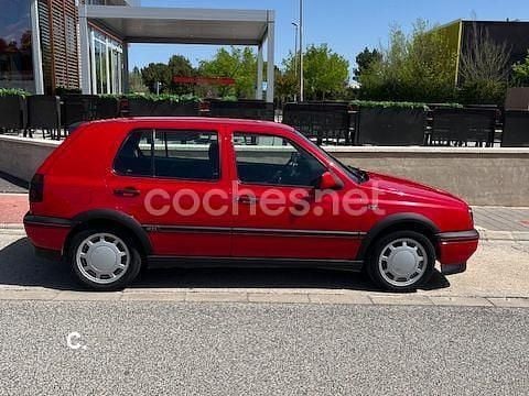 Usado VW Golf III GTI 139 CV (102 kW) 1993 Rojo Berlina
