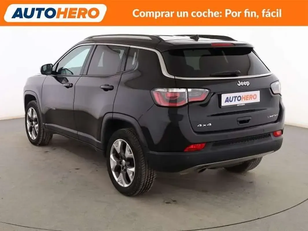 Usado Jeep Compass Limited 140 CV (102 kW) 2019 Negro SUV