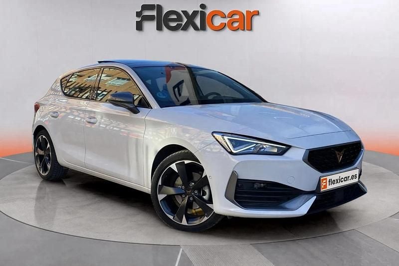 Blanco Usado 2024 Cupra Leon Berlina | 22.990 € (Super precio) - Imagen 1/4