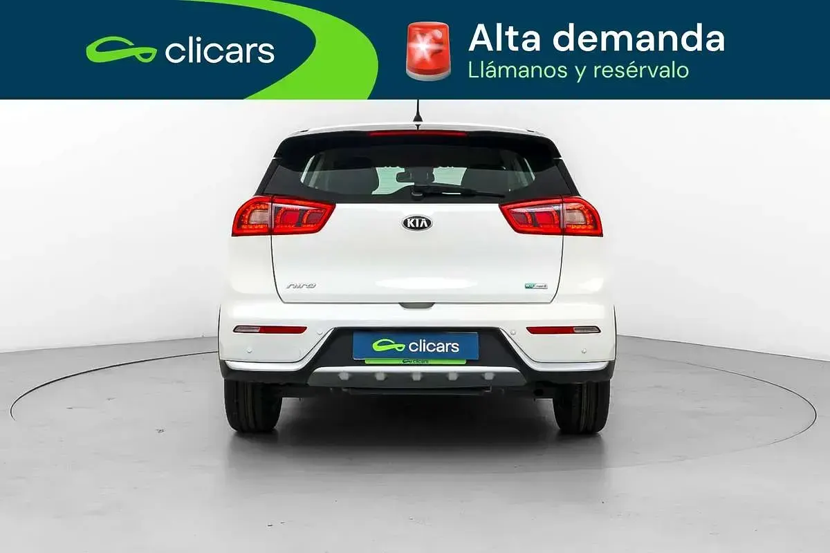 Usado Kia Niro 102 CV (75 kW) 2018 Blanco SUV