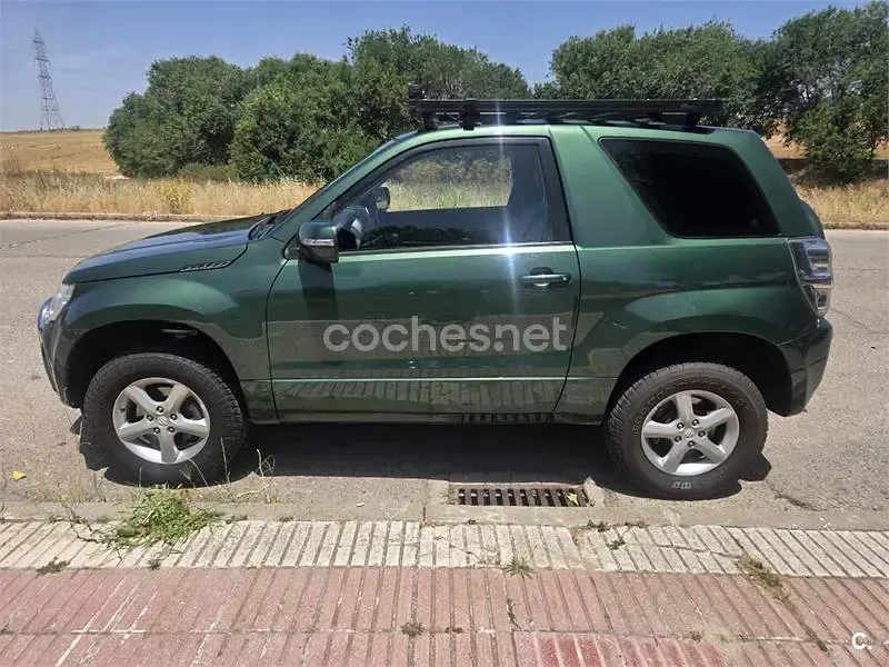 Usado Suzuki Grand Vitara 106 CV (77 kW) 2009 Verde SUV